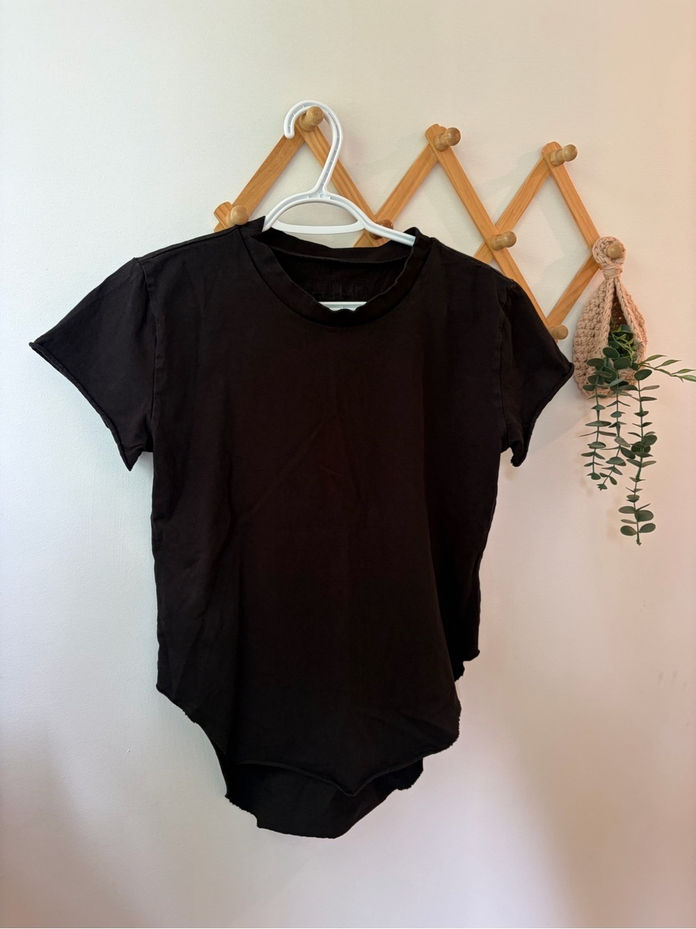 Frank & Eileen [$170] Theo Perfect Tee - Picture 3 of 5